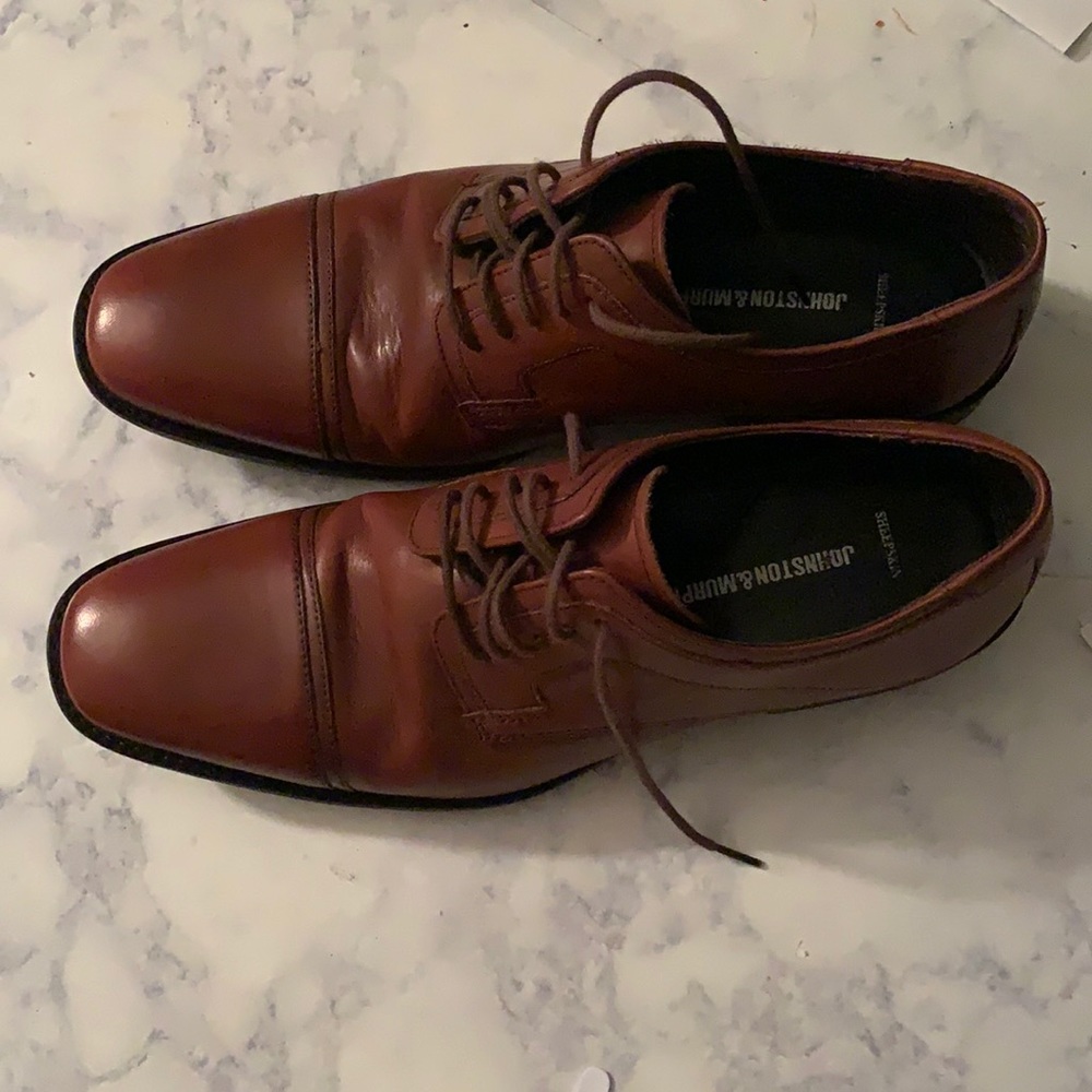 Johnston & Murphy Brown Dress Shoes size 10.5